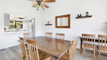 Appart'hôtel, plusieurs lits, balcon, vue montagne (1343) | 2 chambres, décoration personnalisée, ameublement personnalisé