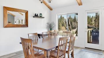 Condo, Multiple Beds, Balcony, Mountain View (1343) | 2 bedrooms, individually decorated, individually furnished, bed sheets