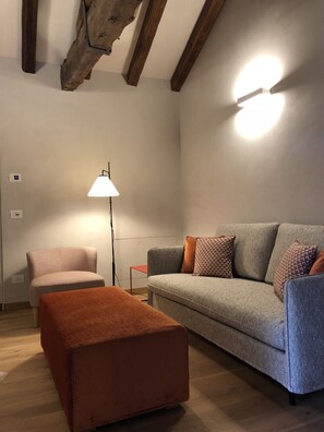 Interior detail - Roncolo 1888 (Quattro Castella)