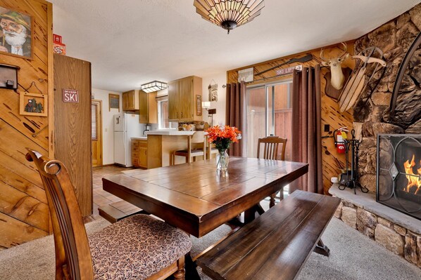 House, Multiple Beds, Patio, Mountain View (1426) | 3 bedrooms, individually decorated, individually furnished, free WiFi