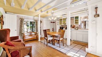 House, Multiple Beds, Patio, Mountain View (1438) | 1 bedroom, individually decorated, individually furnished, bed sheets