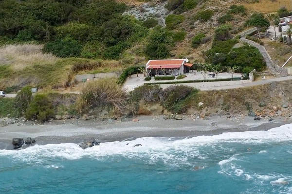 Strandhaus Anoli direkt am Meer