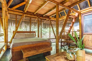 Bungalow | Free WiFi, bed sheets