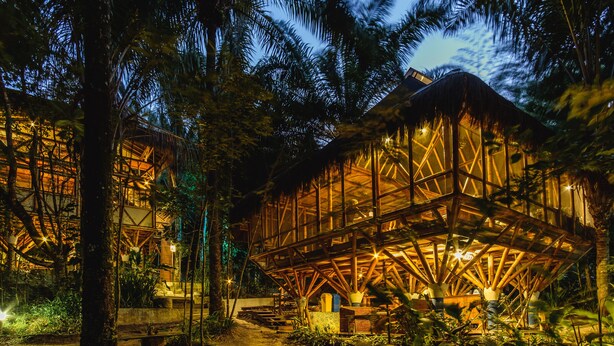 Front of property - Universo Pol Bamboo Hostel (Cairu)