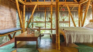 Room - Universo Pol Bamboo Hostel (Cairu)
