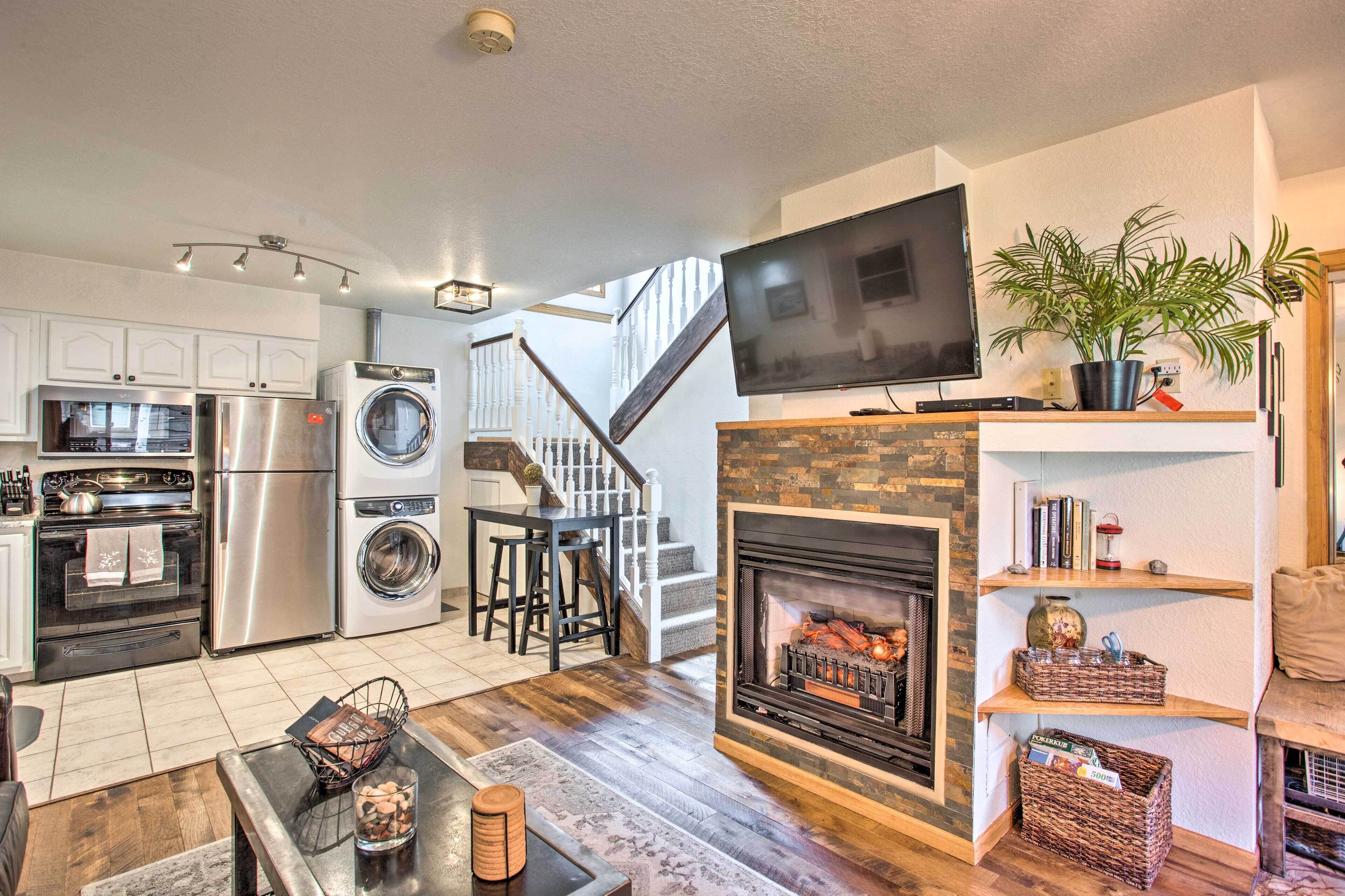 Ouray Condo w/ Patio - 1/2 Block to Main Street!