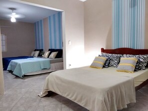 4 quartos, ferros/tábuas de passar roupa, Wi-Fi de cortesia