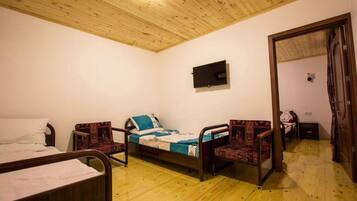 2 bedrooms, free WiFi