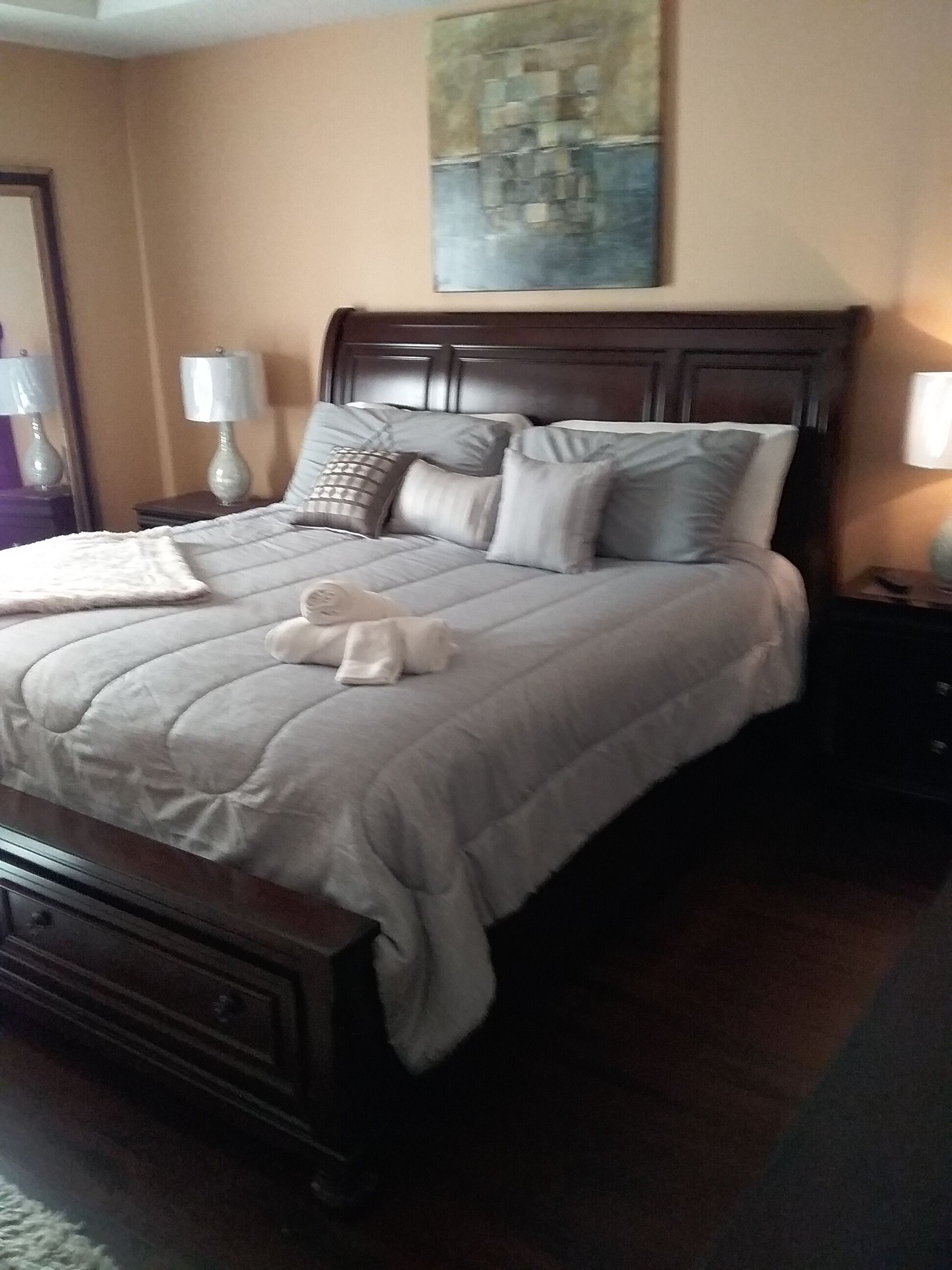 3 habitaciones, tabla de planchar con plancha y wifi gratis 