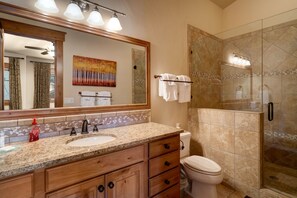 Bathtub, hair dryer, towels, soap - Moose Peak, AC! Deck with Grill, Entertainment Room with Games,  1 Car Garage (Steamboat Springs)