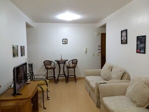 TV, Netflix, toys, streaming services