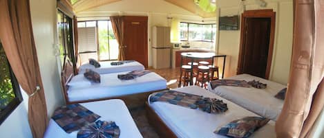 Family Room, 1 Bedroom | Pillow-top beds, in-room safe, desk, laptop workspace