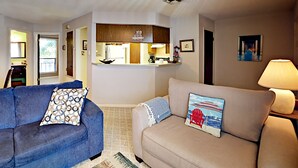 42-inch TV with satellite channels - Fortuna Bay #7 (Corpus Christi)