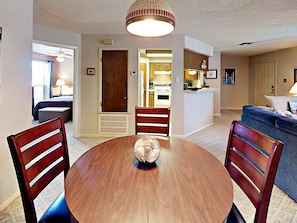 電冰箱、微波爐、洗碗機、咖啡機/沖茶器