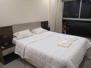 비즈니스 아파트 | 1 개의 침실, 고급 침구, 오리/거위털 이불, 각각 다른 스타일의 인테리어