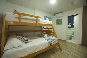 Standard Room, Bunk Bed | Balcony - Nauticus Hotel (San Andrés)