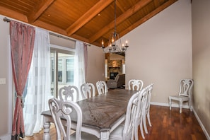 House, Multiple Beds, Private Pool, Pool View | Private kitchen | Fridge, microwave, stovetop, dishwasher