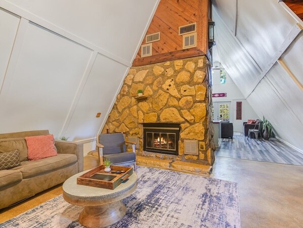 TV, fireplace, video games, table tennis