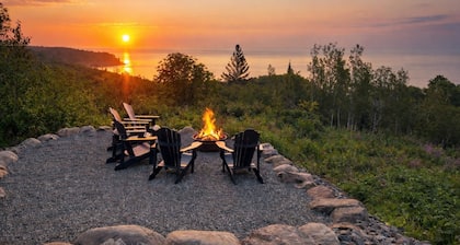 4 Min To Tettgouche|Sauna|Amazing Views|12 Acres