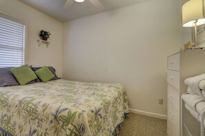 Villa, 1 Queen-Bett, Balkon, Meerblick | 1 Schlafzimmer, kostenloses Internet per Kabel