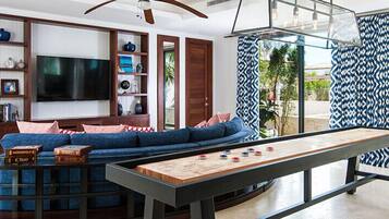 Spielezimmer