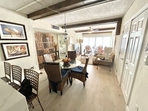Key Biscayne - Exquisite Beach Condo - 1 Block zum Strand