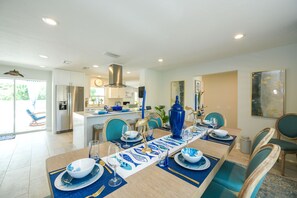 Dining - Modern Coastal Pool Retreat • Private Heated Pool • Minutes to Siesta Key Beach (Sarasota)