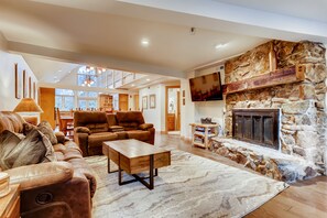 Flat-screen TV, fireplace, offices
