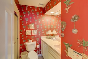 Bathroom - Schooner Court 704 (Hilton Head Island)