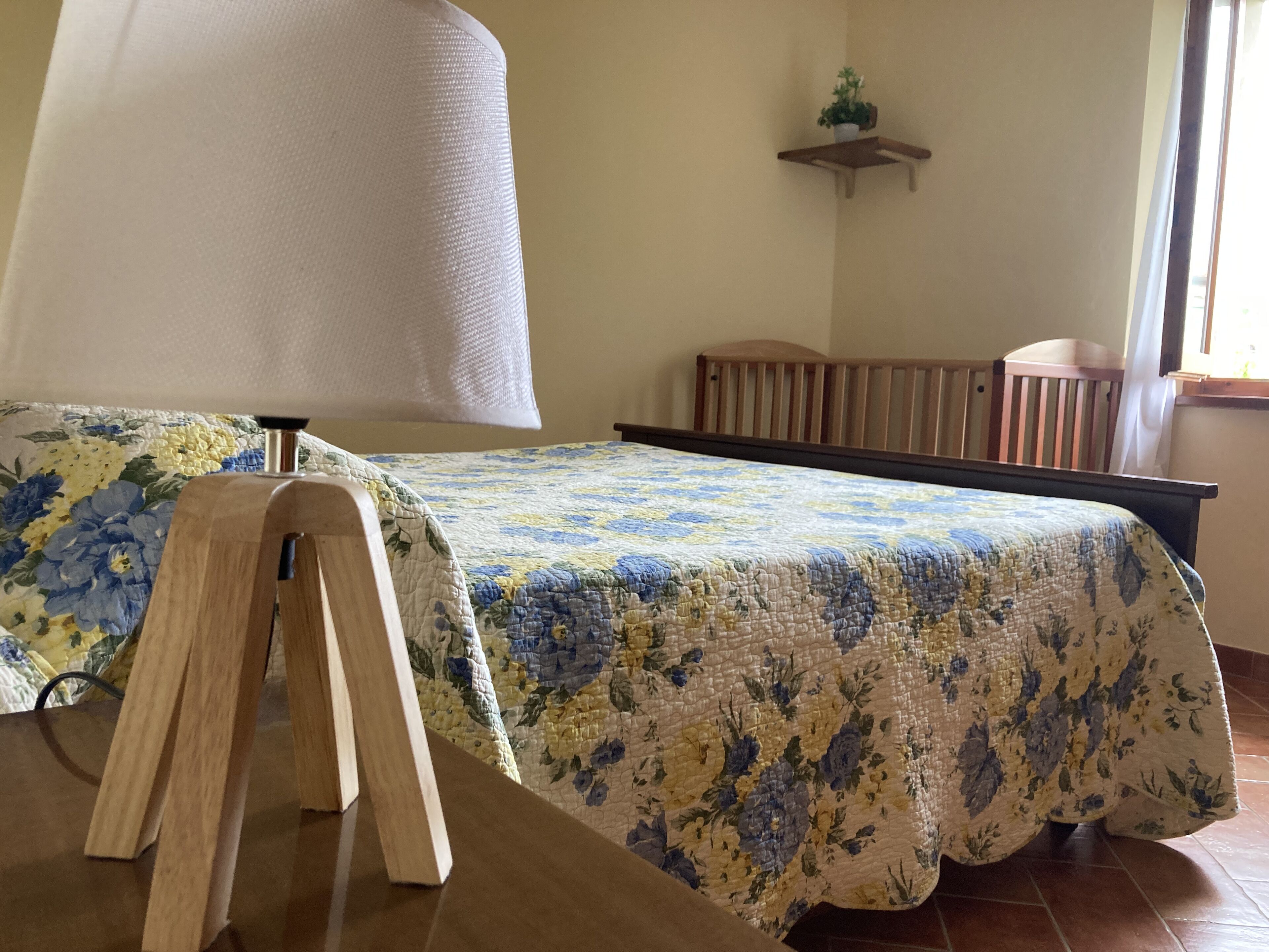 3 bedrooms, in-room safe, iron/ironing board, travel crib