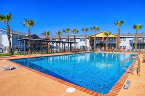 Outdoor pool - R & R Island Time - Siv46 (Port Aransas)