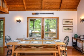 Maison, plusieurs lits, cuisine