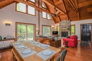House, Multiple Beds, Kitchen | Private kitchen | Fridge, microwave, oven, stovetop - Drift Away Chalet (Swanton)