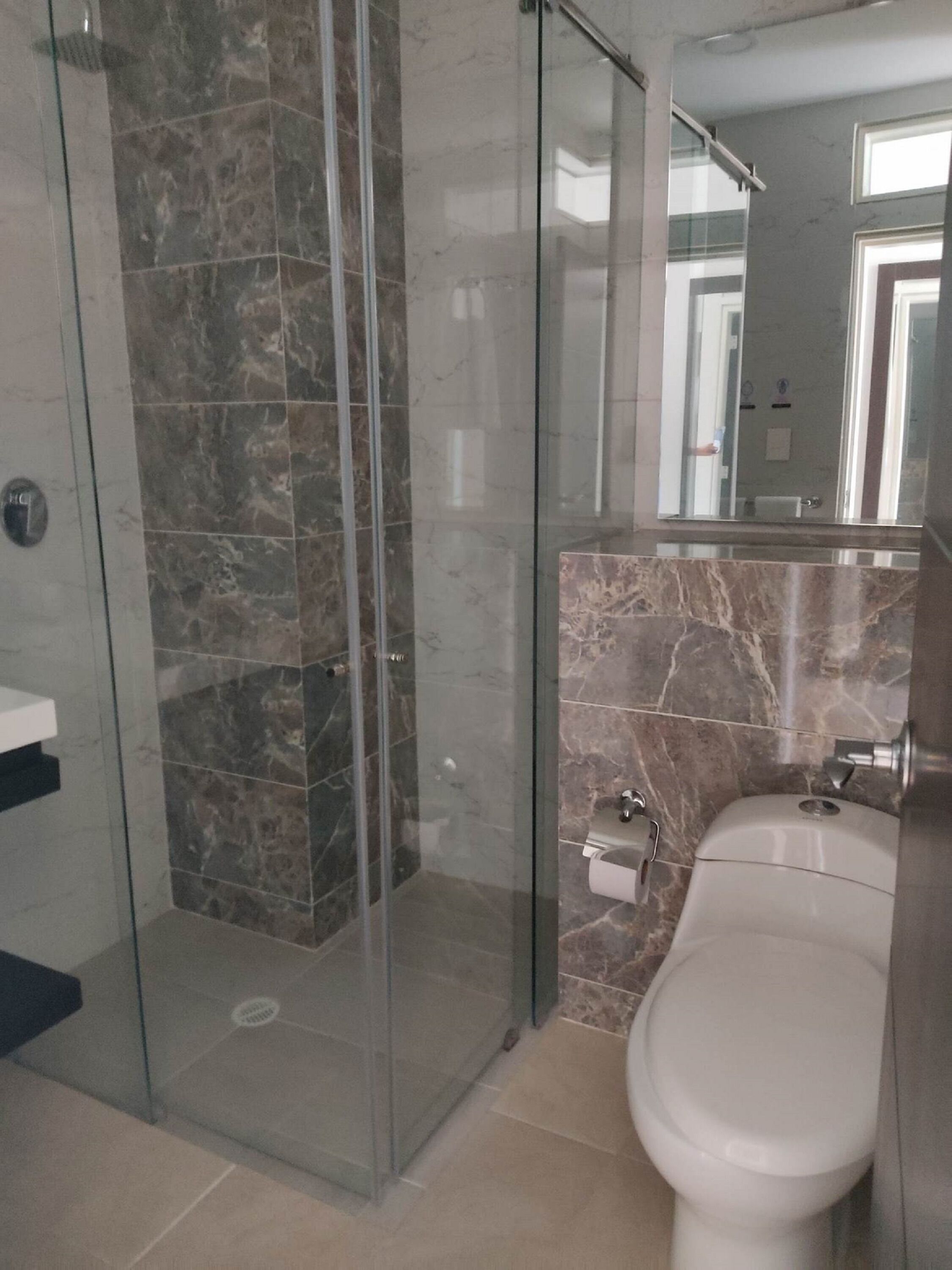 deluxe double room | minibar, in-room safe, desk, iron/ironing board