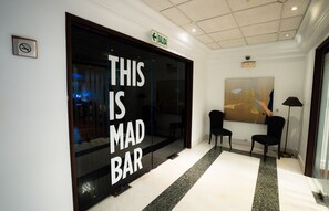 Bar (on property) - Luoxo Hotel (Lima)