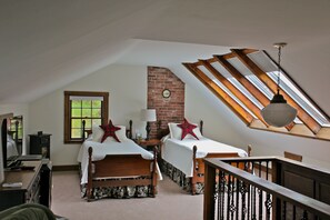 3 chambres, fer et planche à repasser, lit parapluie, Wi-Fi gratuit