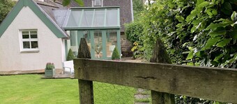 Fairytale thatched Highland Cottage