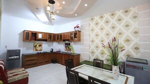 Villa, 5 Bedrooms | Shared kitchen - Chi Chi Villa (Ho Chi Minh City)