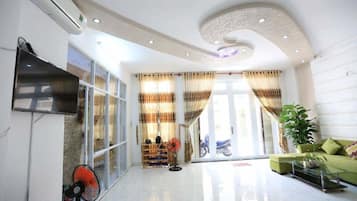 Pintu masuk interior