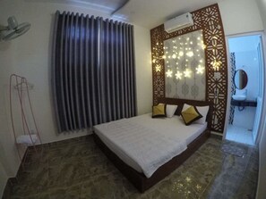 Adi Villa 6 | 4 bedrooms, desk, free WiFi - Adi Villa 6 (Ho Chi Minh City)