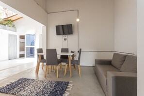 Interior - Gaston Coliving Hostel (Medellín)