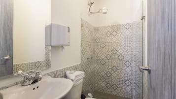 Double Room | Bathroom | Shower, towels, soap, toilet paper