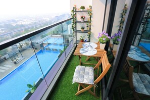 حمّام سباحة خارجي