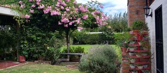 Wunderschöner Komplex mit Landhaus und Hütten, 5 "von SAN JUAN, ARGENTINIEN