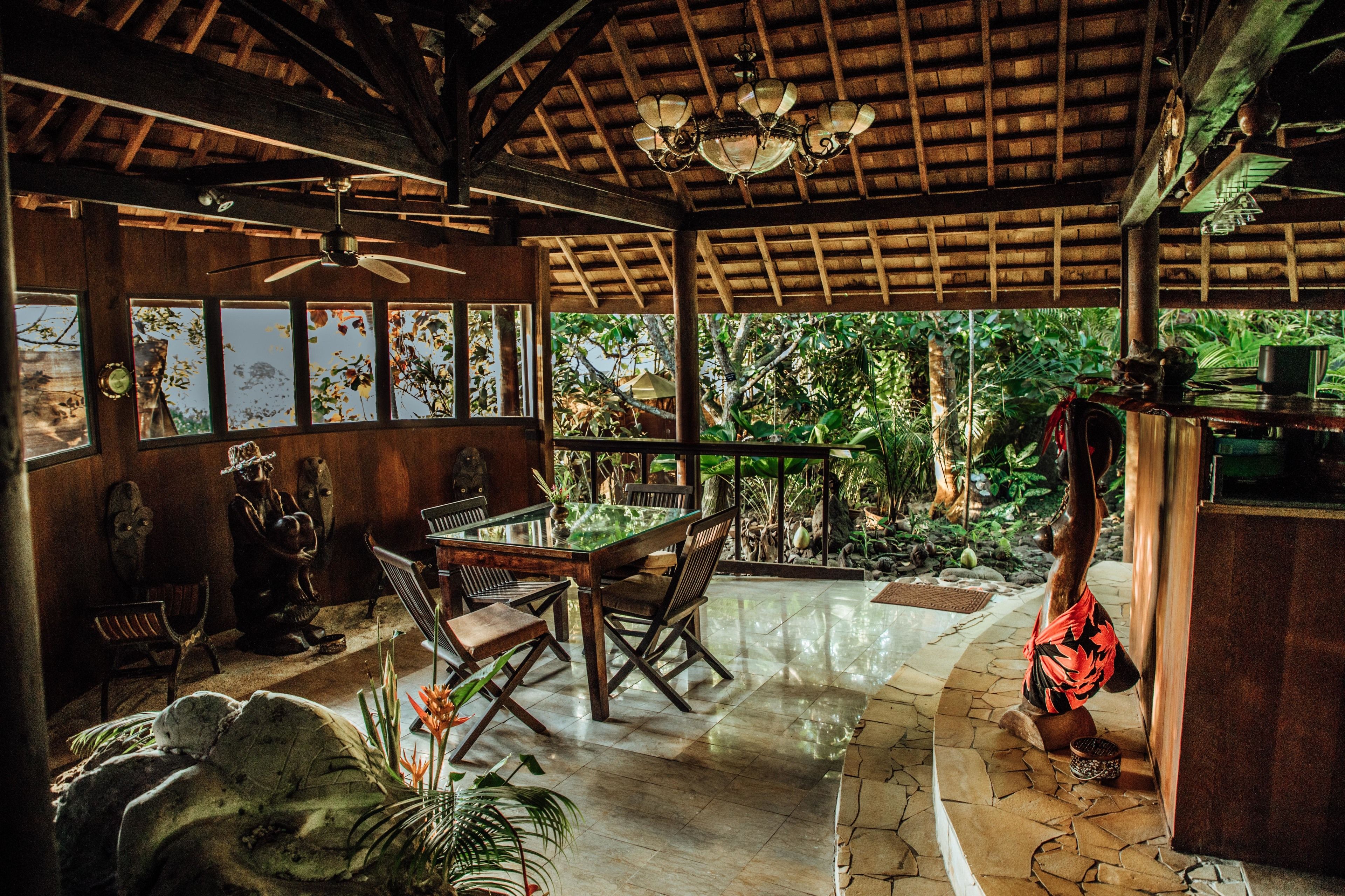 Garden View Suite | Living area