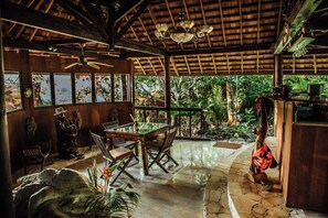 Suite, hageutsikt | Oppholdsområde