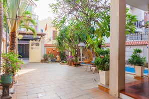 Villa | Blick auf den Innenhof