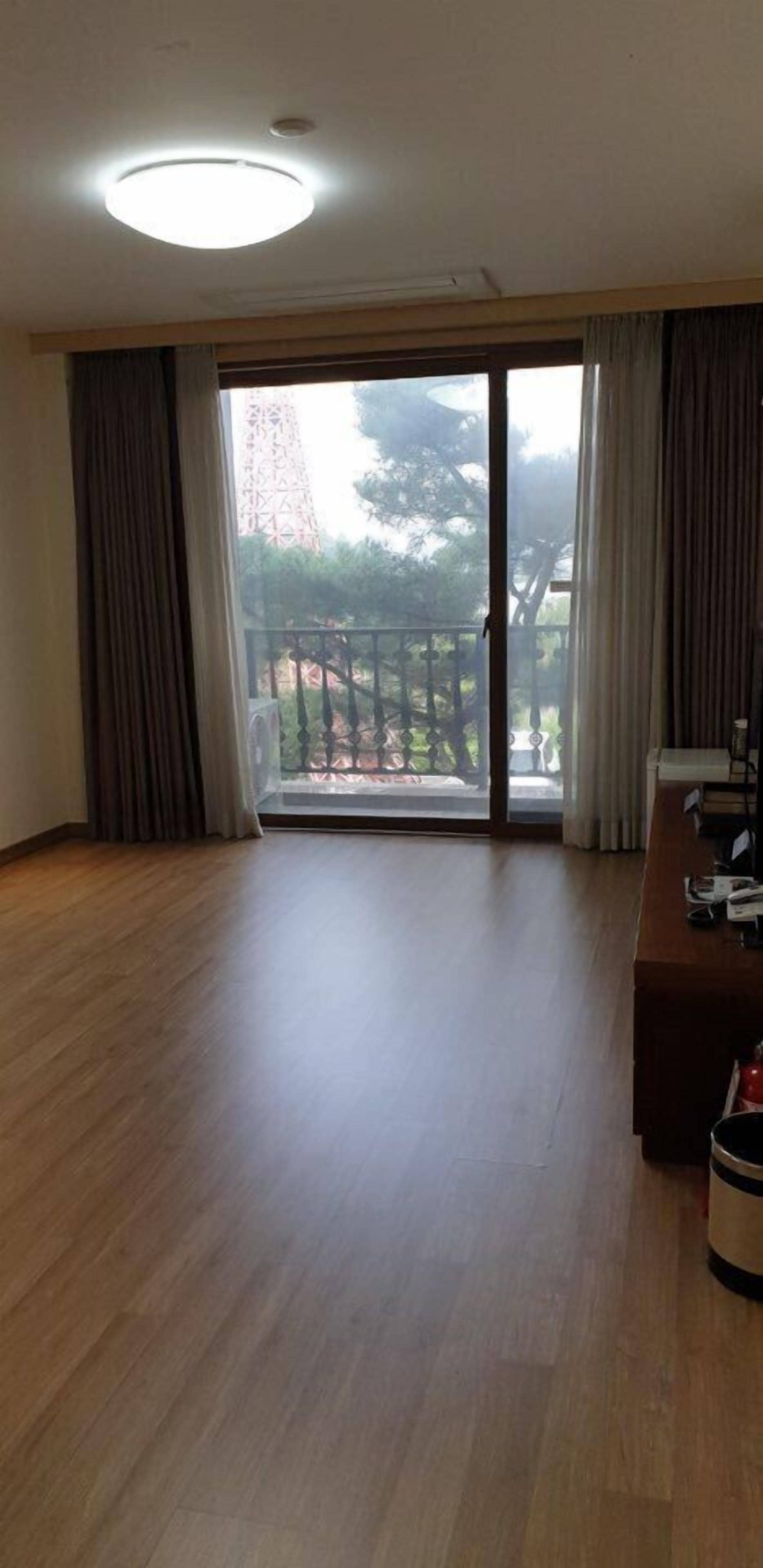 traditional room (2 person) | desk, free wifi, bed sheets