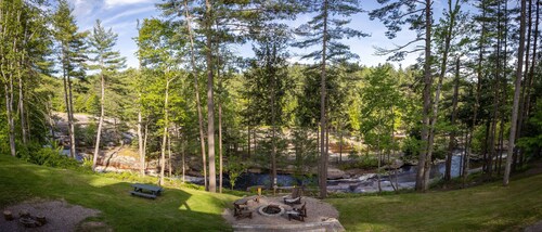  Independence Falls Lodge