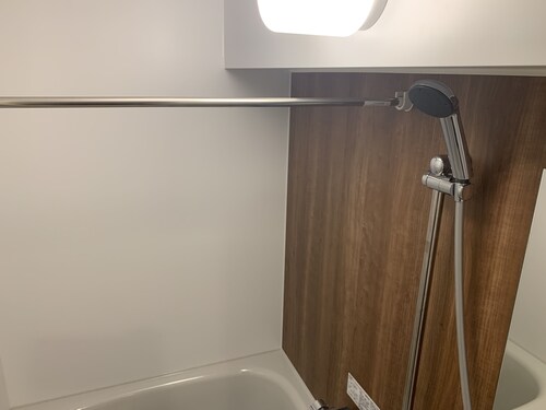 バスルームのシャワー